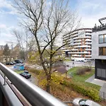 Grzegorzecka Family Apartments With Balcony & Parking Cracow By Noclegi Renters