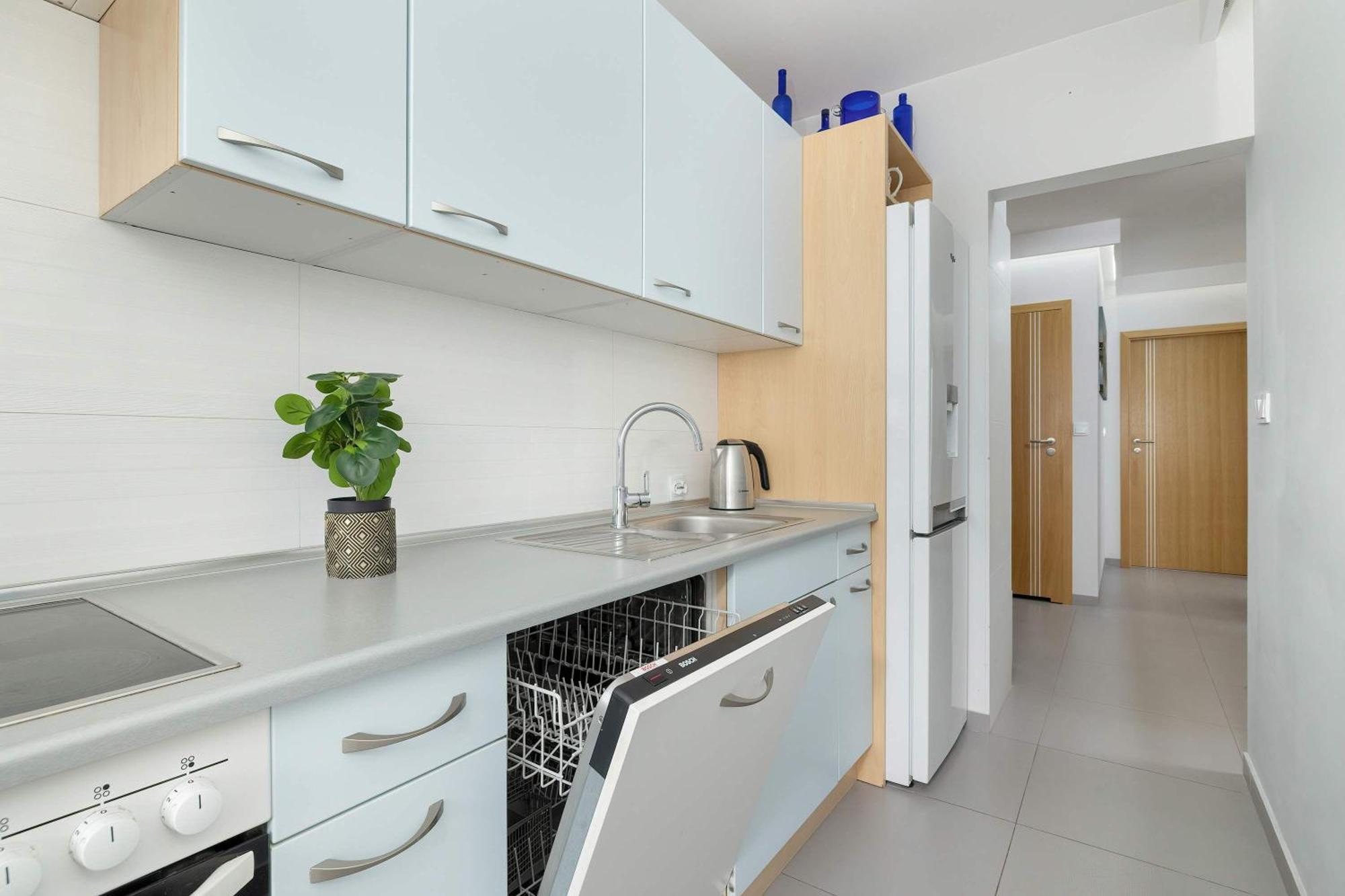 Apartment Grzegorzecka Family With Balcony & Parking Cracow By Renters Krakau