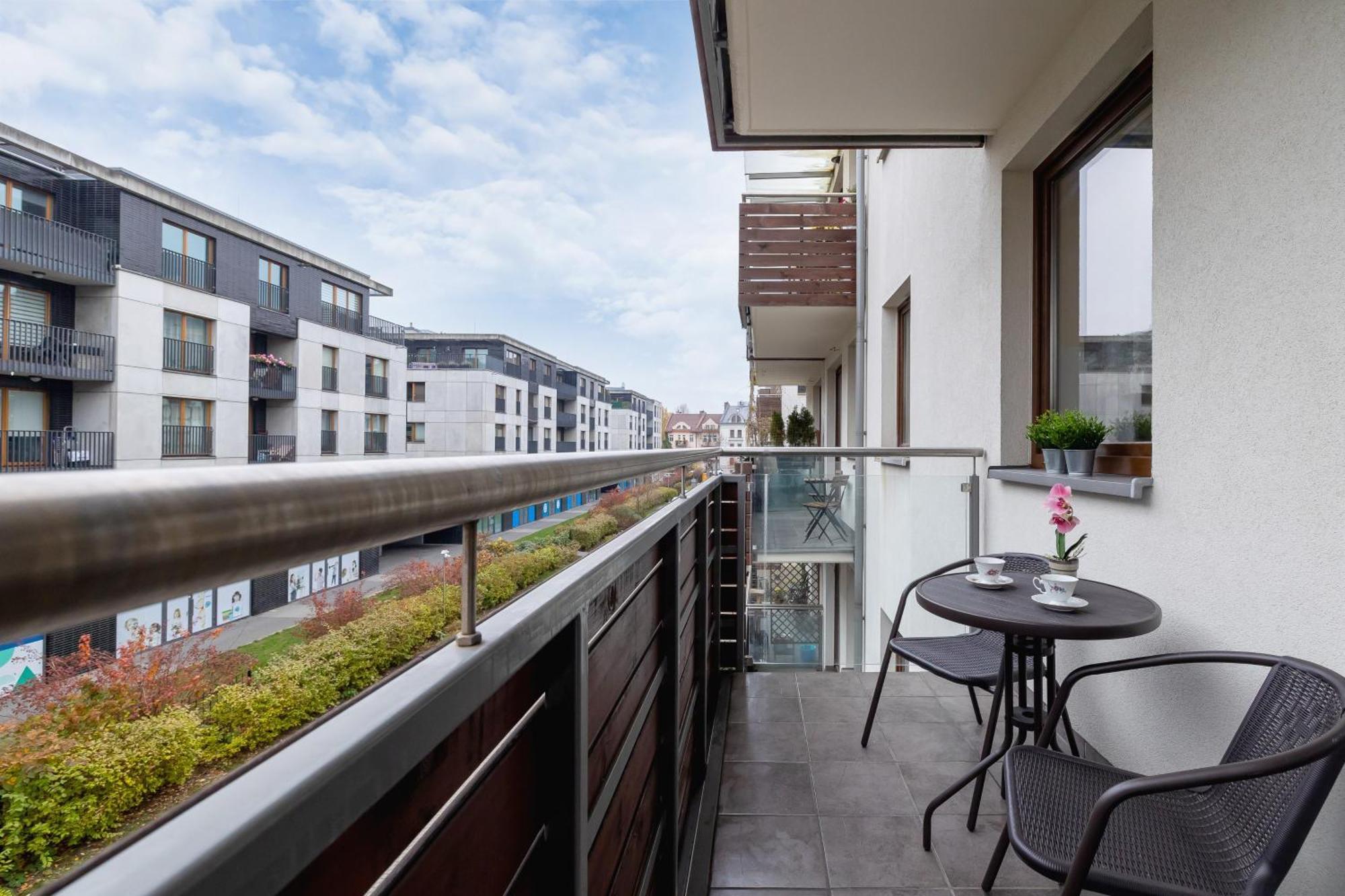 Grzegorzecka Family With Balcony & Parking Cracow By Renters Apartment Krakau